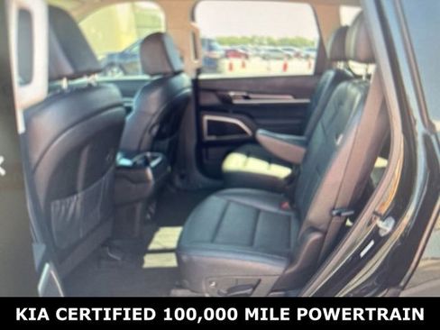 Used 2023 Kia Telluride S w/ S Sunroof Package FWD image 6