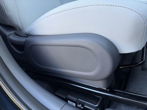 New 2026 Hyundai Kona SE FWD image 24