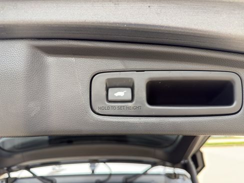 Used 2025 Honda CR-V Sport Touring image 19