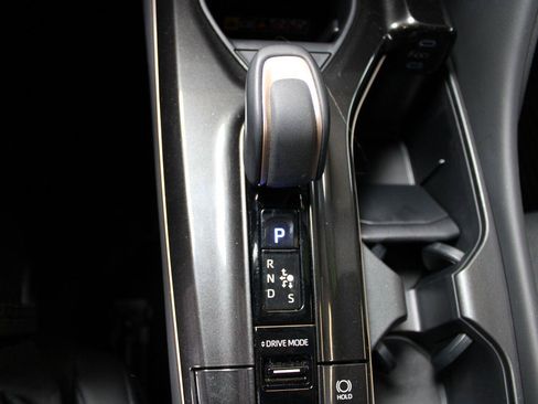 Used 2025 Toyota Crown Signia w/ Advanced Technology Package AWD/4WD image 25