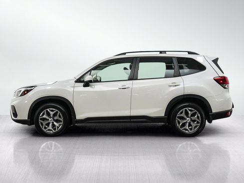Used 2020 Subaru Forester Premium AWD/4WD image 2