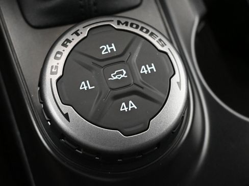Used 2024 Ford Bronco Wildtrak AWD/4WD image 34
