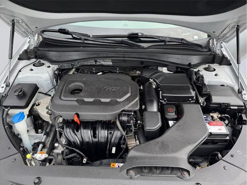 Used 2016 Kia Optima EX w/ Premium Package image 8