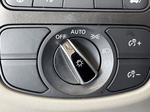 Used 2023 INFINITI QX50 Luxe AWD/4WD image 27
