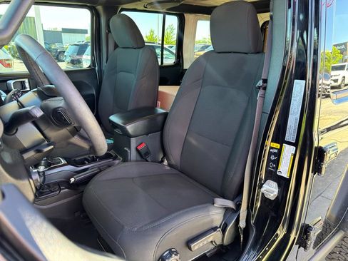 Used 2023 Jeep Wrangler Unlimited Sport AWD/4WD image 14