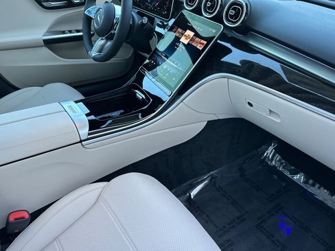 New 2026 Mercedes-Benz C 300 4MATIC Sedan image 15