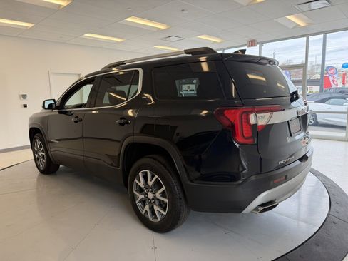 Used 2023 GMC Acadia SLT AWD/4WD image 57