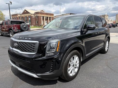 Used 2021 Kia Telluride LX FWD image 1