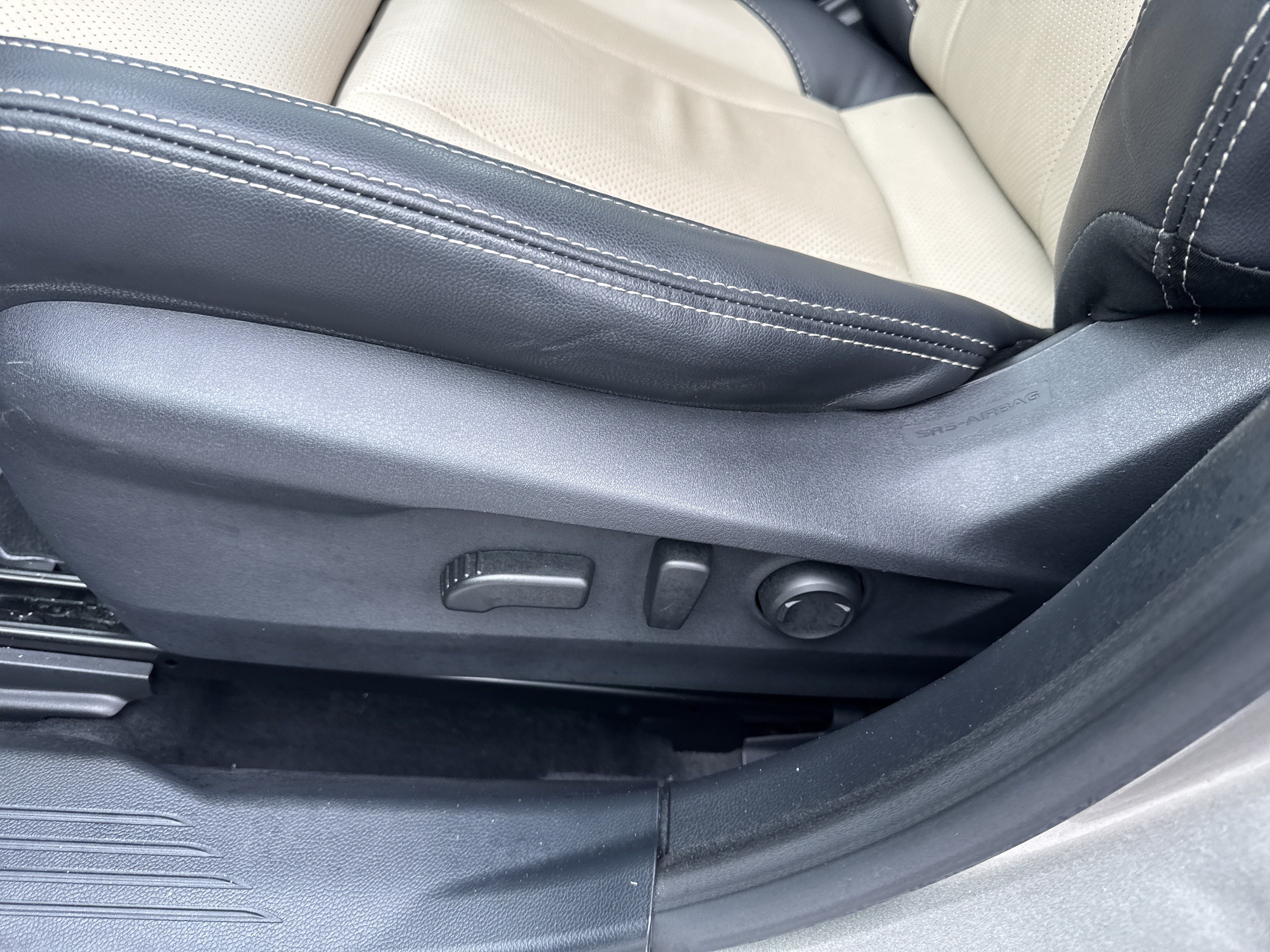 Used 2020 Subaru Outback Limited w/ Popular Package #2 AWD/4WD image 15
