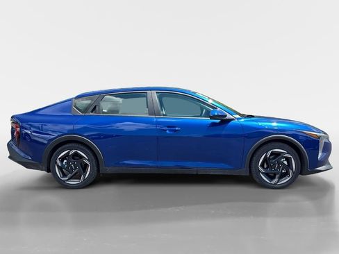 New 2025 Kia K4 EX image 6