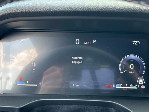 New 2025 Jeep Grand Cherokee L Laredo w/ Luxury Tech Group I image 27