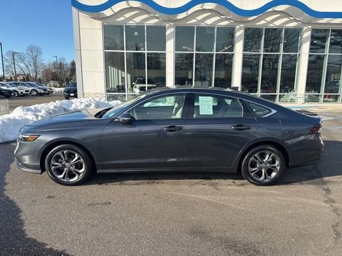 Used 2023 Honda Accord EX image 5
