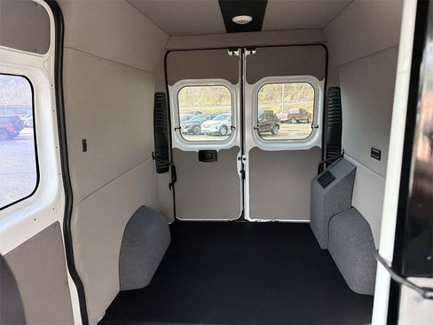 Used 2021 RAM ProMaster 1500 image 17