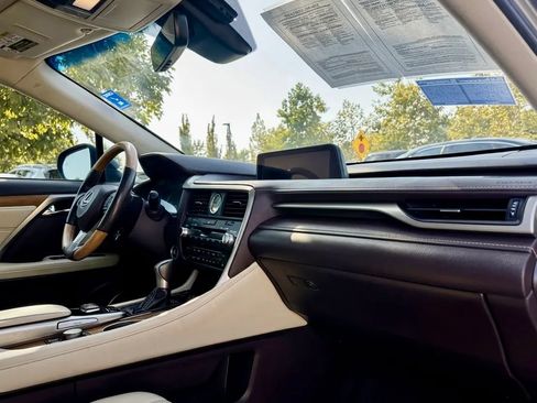 Used 2018 Lexus RX 350 AWD w/ Premium Package image 10