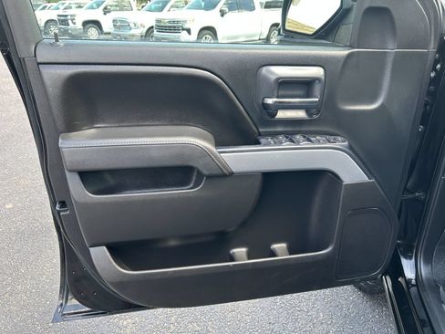 Used 2017 Chevrolet Silverado 1500 LT w/ All Star Edition AWD/4WD image 8
