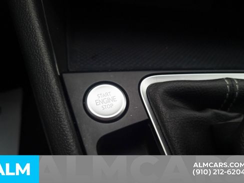 Used 2024 Volkswagen Jetta SE image 26