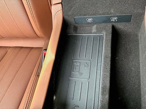 Used 2025 Audi A6 Premium Plus w/ Premium Plus Package image 16