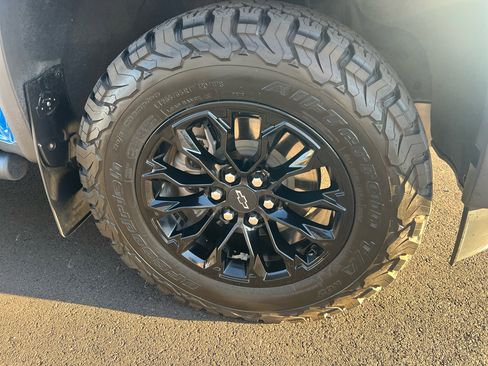 Used 2022 Chevrolet Colorado Z71 image 38