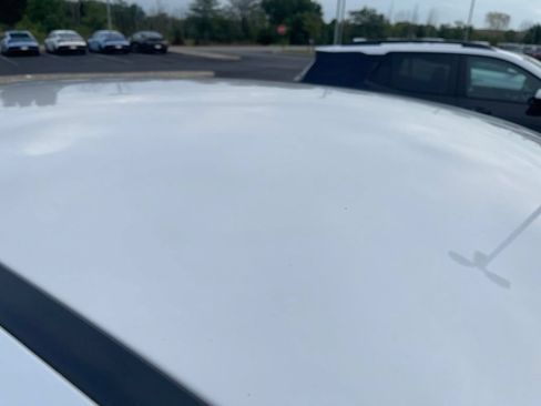 Used 2018 Ford C-MAX SE w/ Equipment Group 201A FWD image 7