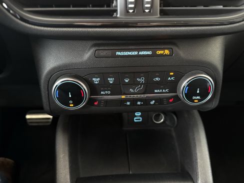 Used 2023 Ford Escape ST-Line AWD/4WD image 26
