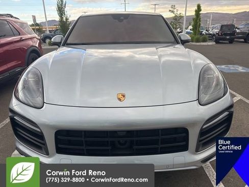 Used 2021 Porsche Cayenne GTS AWD/4WD image 2