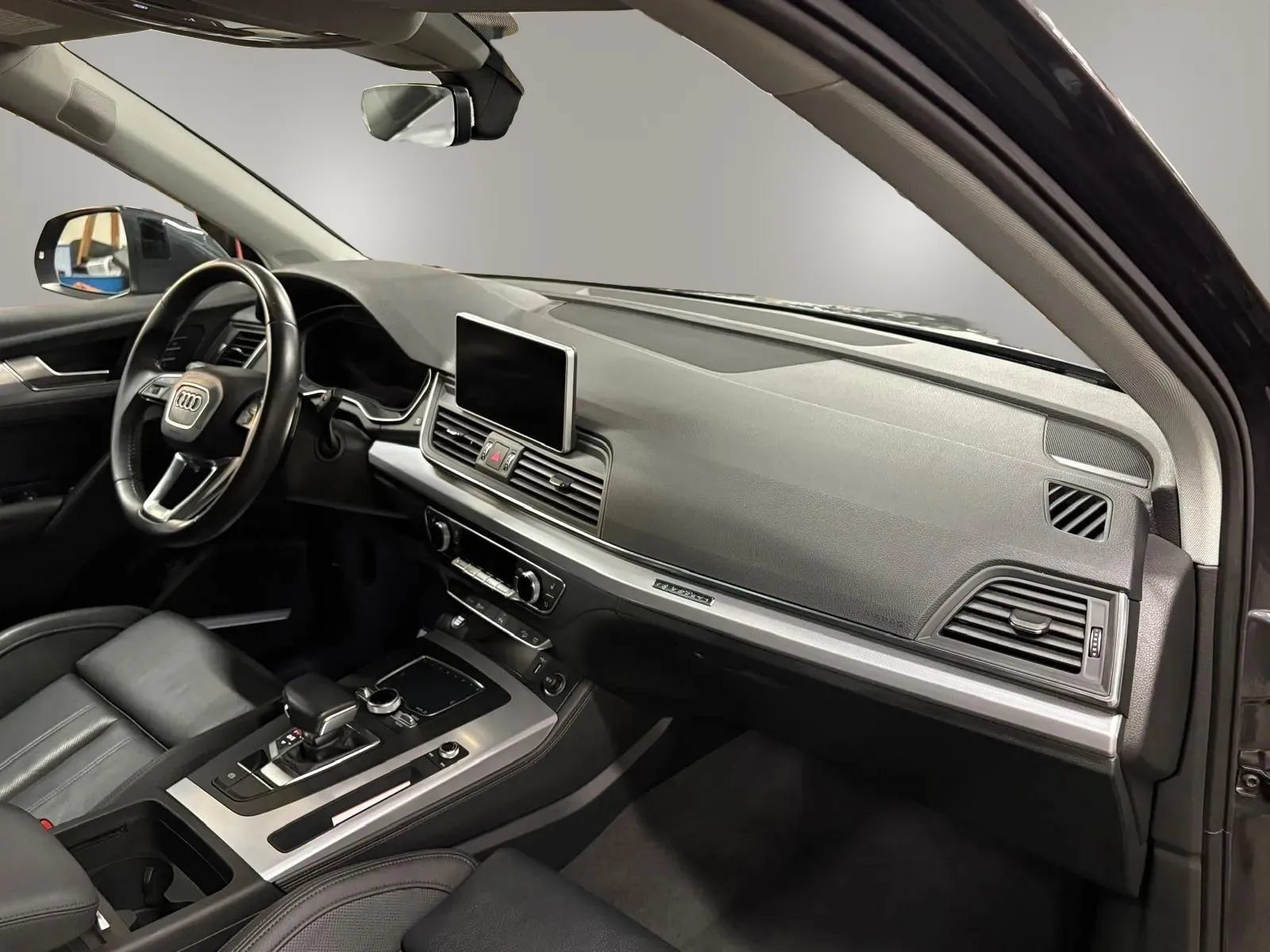 Used 2019 Audi Q5 2.0T Premium Plus AWD/4WD image 21