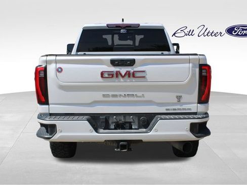 Used 2024 GMC Sierra 2500 Denali w/ Denali Reserve Package AWD/4WD image 6