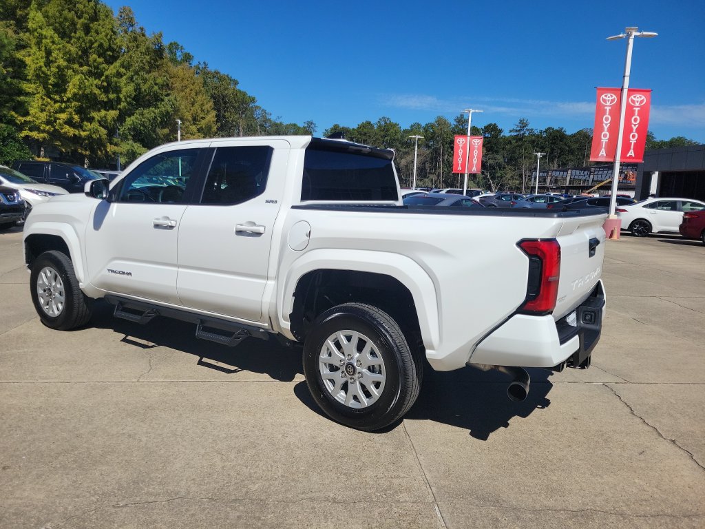 Used 2026 Toyota Tacoma SR5 RWD image 3