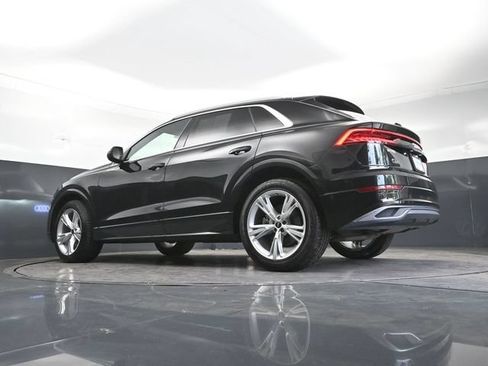 Used 2023 Audi Q8 Prestige AWD/4WD image 29