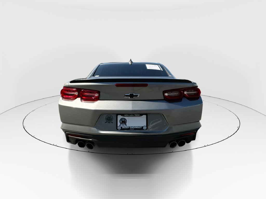 Used 2024 Chevrolet Camaro LT w/ Technology Package RWD image 7