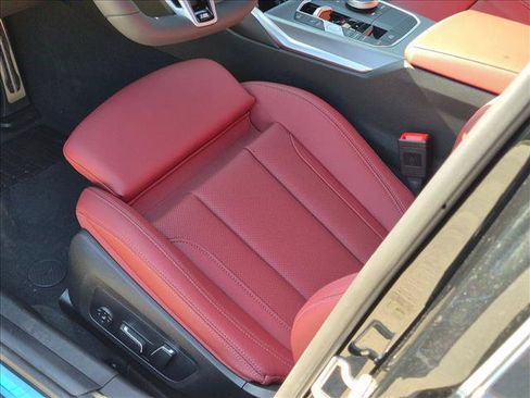 New 2026 BMW 330i Sedan w/ M Sport Package RWD image 4