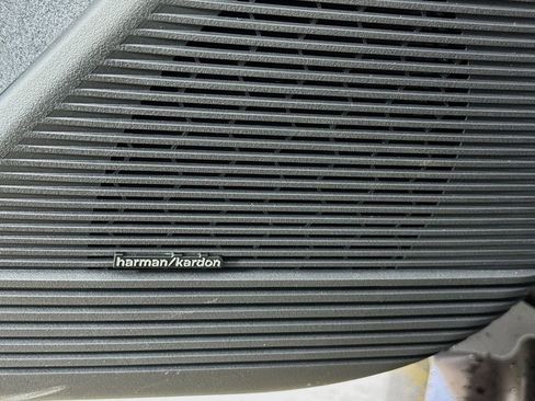 New 2026 Subaru Outback Touring XT image 22