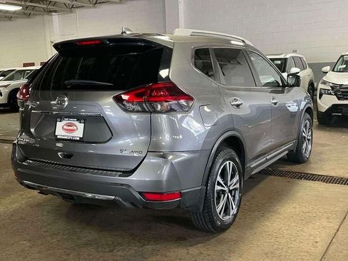 Used 2018 Nissan Rogue SL w/ Premium Package AWD/4WD image 6