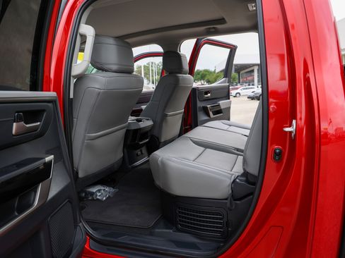 Used 2024 Toyota Tundra Limited AWD/4WD image 41