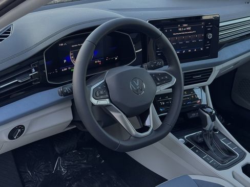 New 2025 Volkswagen Jetta SE image 16