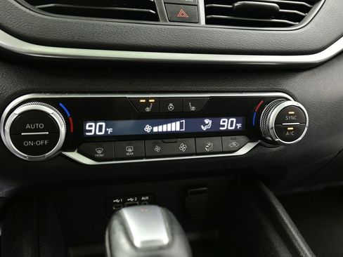 Used 2019 Nissan Altima 2.5 SV image 10