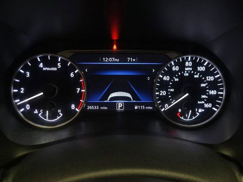 Used 2022 Nissan Sentra SV w/ Trunk Package image 23