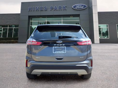 Used 2024 Ford Edge SEL w/ Convenience Package AWD/4WD image 6