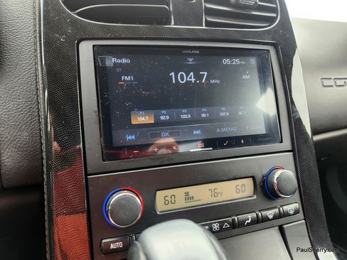 Used 2011 Chevrolet Corvette Coupe w/ 1LT image 32