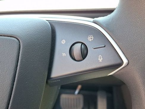 Used 2025 Tesla Model 3 RWD image 15