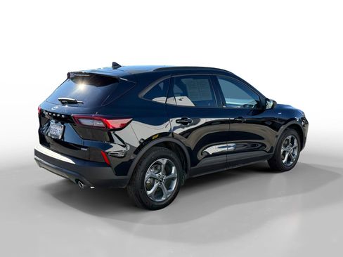 Certified 2025 Ford Escape ST-Line w/ Equipment Group 301A image 5