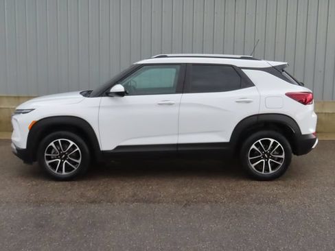 Certified 2024 Chevrolet TrailBlazer LT AWD/4WD image 6