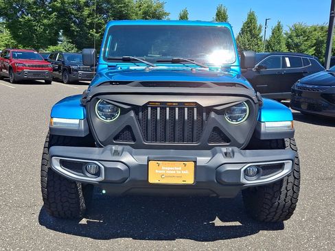 Used 2020 Jeep Wrangler Unlimited Sahara AWD/4WD image 8