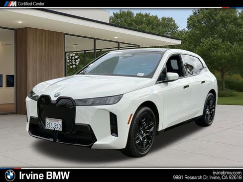 Used 2026 BMW iX xDrive60 w/ M Sport Package image 1