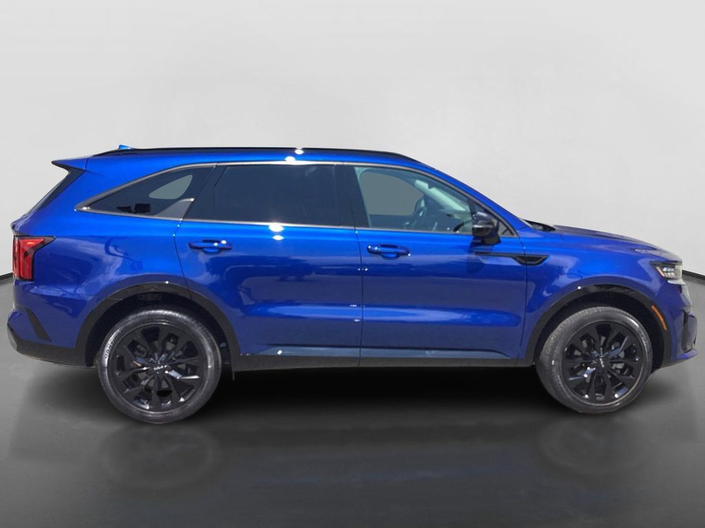 Used 2023 Kia Sorento SX AWD/4WD image 4