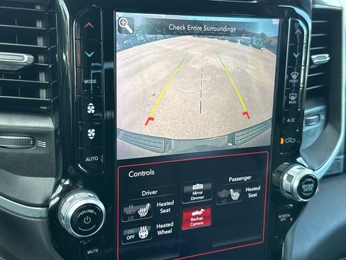 Used 2020 RAM 1500 Big Horn AWD/4WD image 23