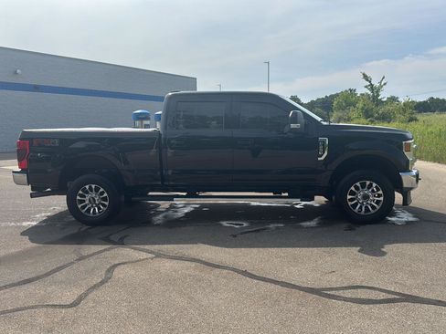 Used 2021 Ford F250 Lariat w/ Lariat Value Package AWD/4WD image 6