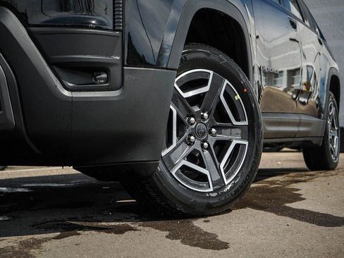 New 2026 Jeep Cherokee Limited AWD/4WD image 6