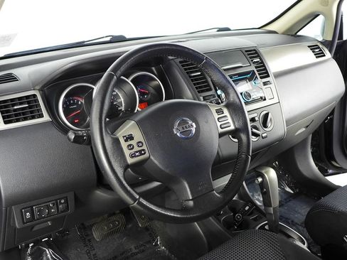 Used 2012 Nissan Versa Hatchback w/ SL Navigation Pkg FWD image 29