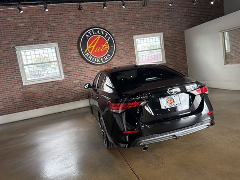 Used 2021 Nissan Sentra SR image 16